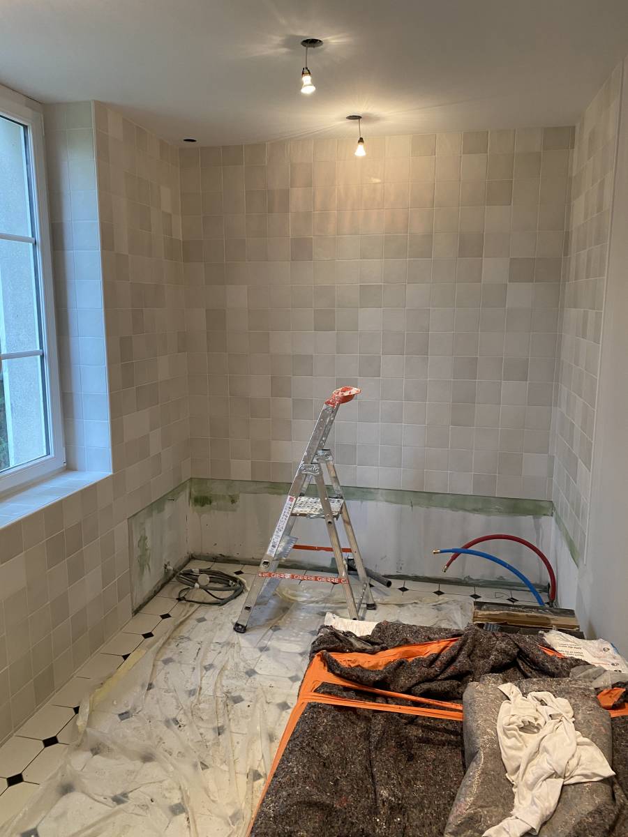 Réaliser pose de carrelage et faïence salle de bain proche GAINNEVILLE