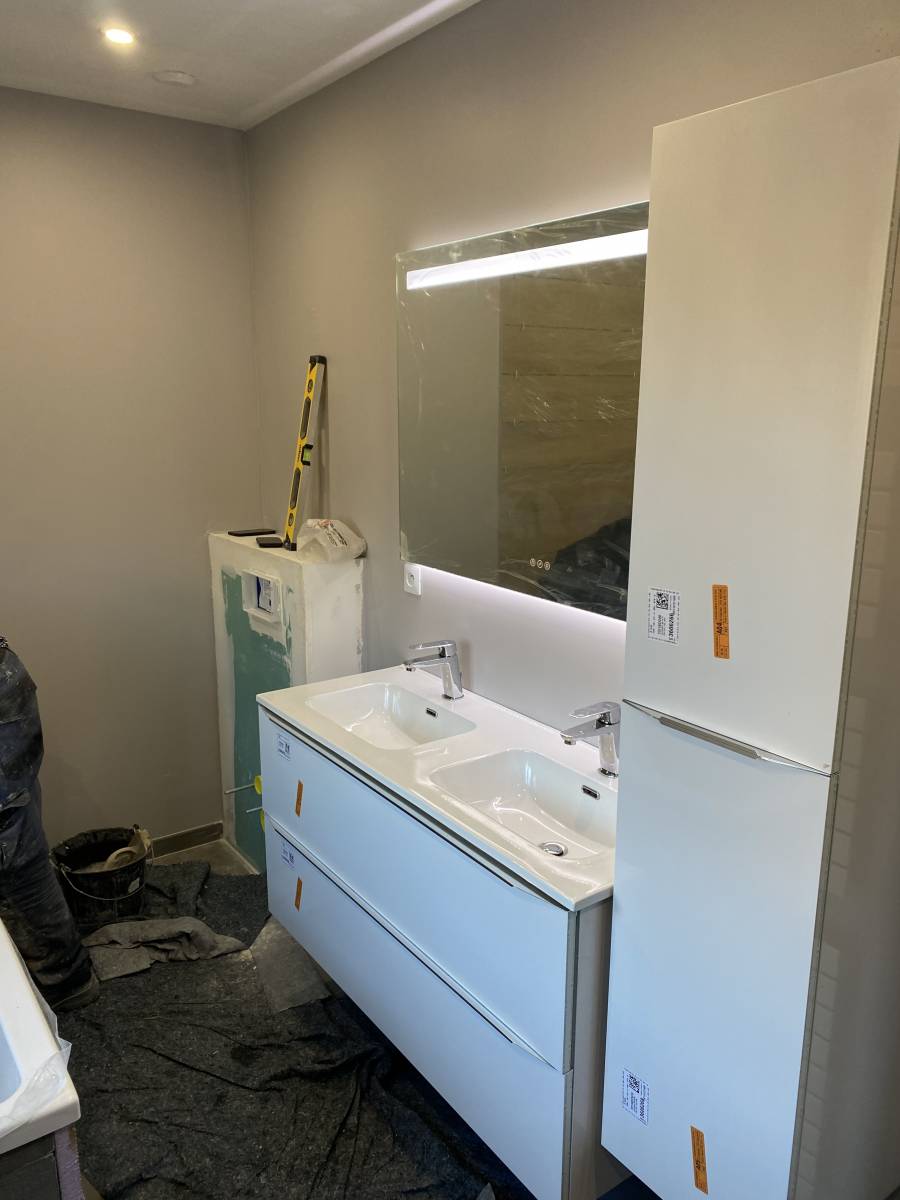 Pose meuble de salle de bain avec dépose de l’existant proche Sainte Adresse