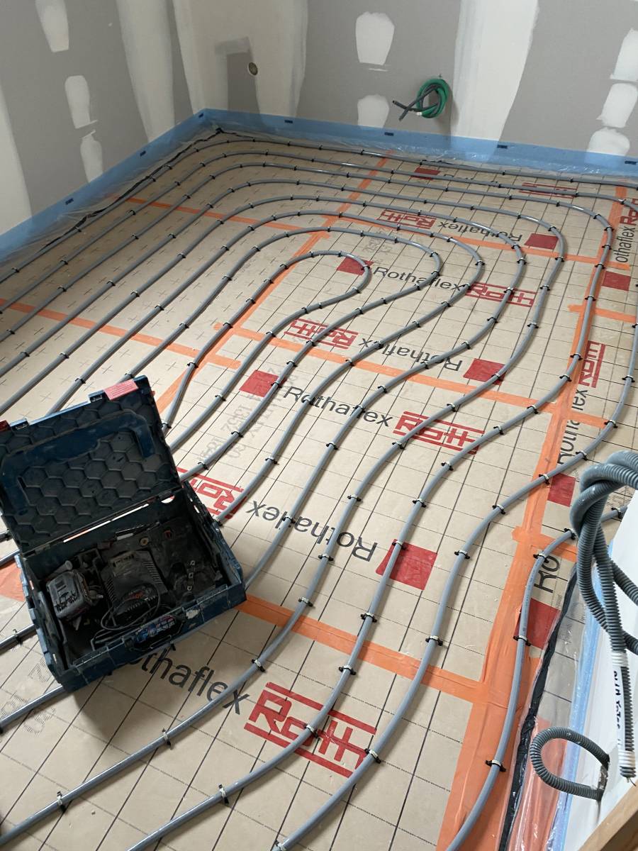pose d'un plancher chauffant basse température en neuf et rénovation proche du Saint Romain de Colbosc